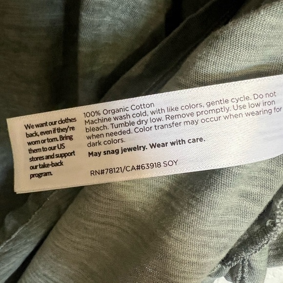 Eileen Fisher Pigment-Dyed Organic Cotton Crew Neck
Tank - Picture 8 of 10